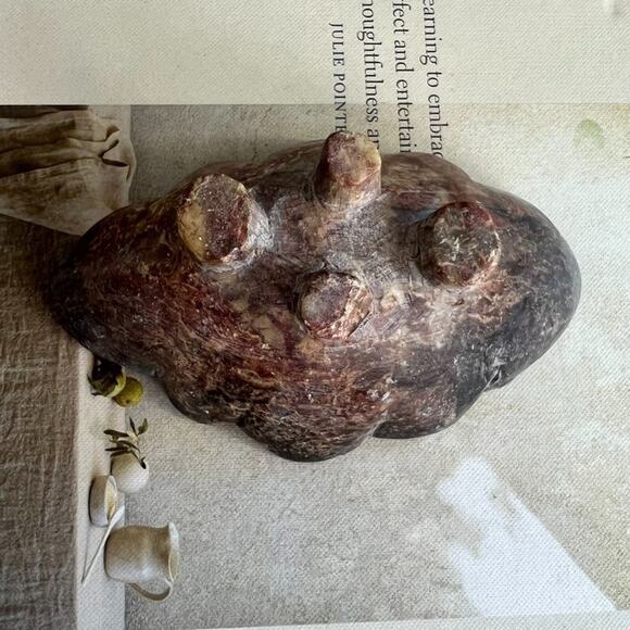 Unbranded Hand-carved SoapStone Trinket Soap Dish 5 x 3 Red Brown Pedestal Vtg - Picture 5 of 8